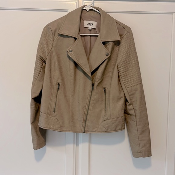 BB Dakota taupe color bomber jacket - Picture 1 of 4
